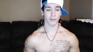 Muscle Guy Jerks