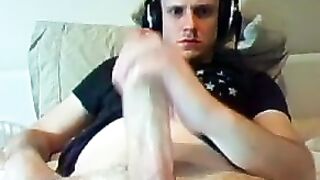 Huge thick massive cock shoots a nice load