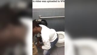 Dread dude getting his dick sucked in the toilet