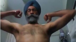 Sihk daddy gets in on the webcam jacking action