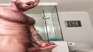 Hung hairy manbeast tosses off