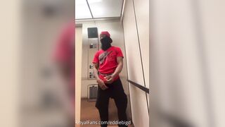 Masturbating my sneak  in front of the elvador of my work office