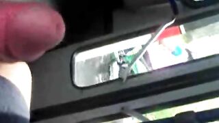 I got so horny that I have to masturbate in the back of a bus