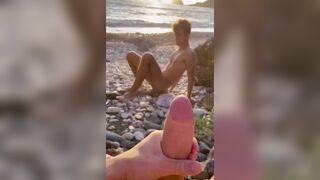 Nothing better than a good handjob on the seashore